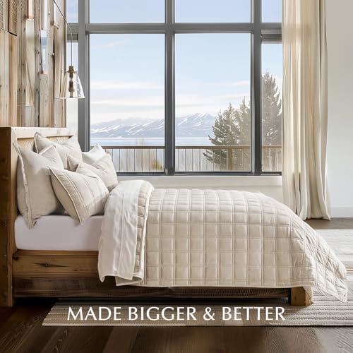 EverGrace 3 Pieces Double Box Stitch Luxurious Velvet Quilt, Queen