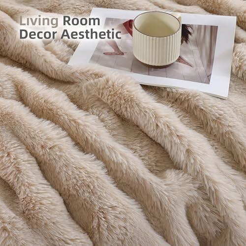 Smoofy Faux Rabbit Fur Throw for Couch - Linen Bubble Blanket 60"x80"