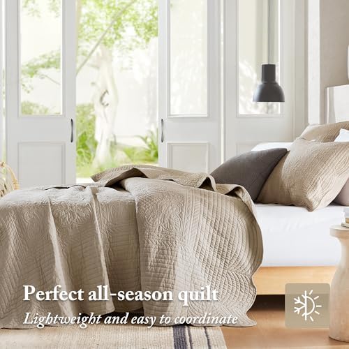 Madison Park Cottage Cotton Coverlet Set, 3-Piece King/Cal King Quilt