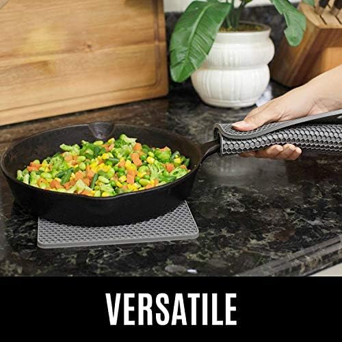 BPA-Free Soft Silicone 4 Piece Oven Mitts & Trivets Set - Ultra Heat