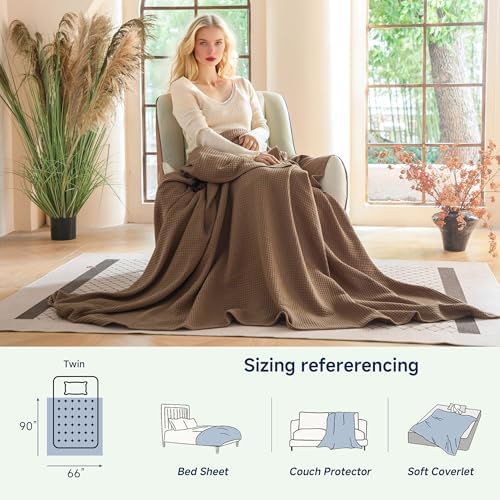 Simple&Opulence 100% Cotton Waffle Blanket, Twin Size 66"x90", Light