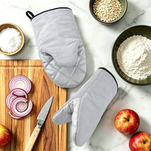 Pale Grey Oven Mitts and Pot Holders Set 2 Pack