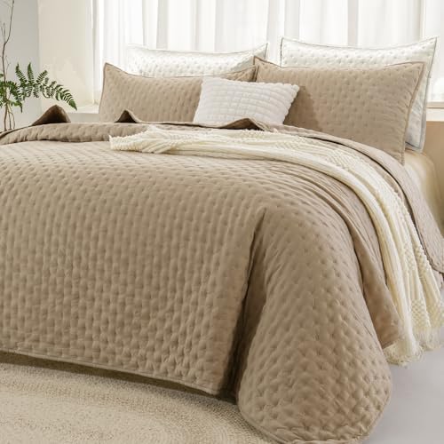 Andency Beige King Size Quilt Bedding Set, 3 Pieces Bedspread Coverlet
