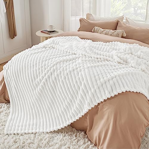 Bedsure Fleece King Blanket(White & Beige)