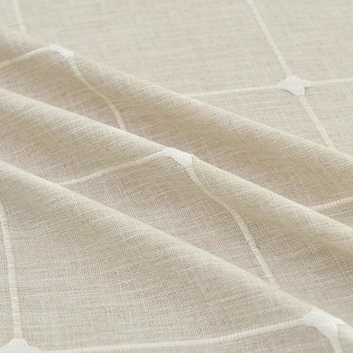 Lattice Embroidery Plaid Round Tablecloth with Tassel, Round 70 Inch