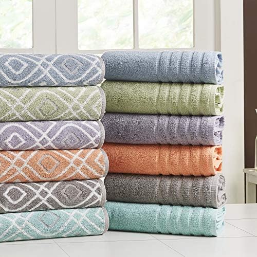Modern Threads Trefoil Filigree and Amrapur Overseas 6-Piece Yarn Dyed