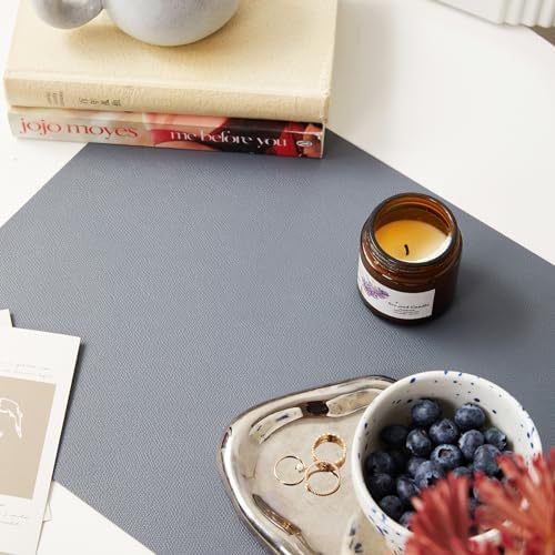 DOLOPL Grey Placemats Set of 6, Wipeable Faux Leather Place Mats