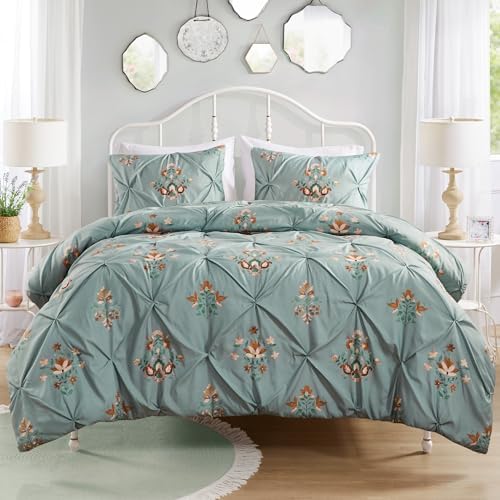 Comfort Spaces Misha Tufted Duvet Cover Set, Full/Queen, 3 Piece, Sage