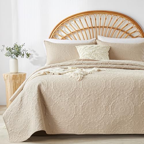 WURUIBO Beige Quilt Set King/Cal King Size, Embossing Microfiber
