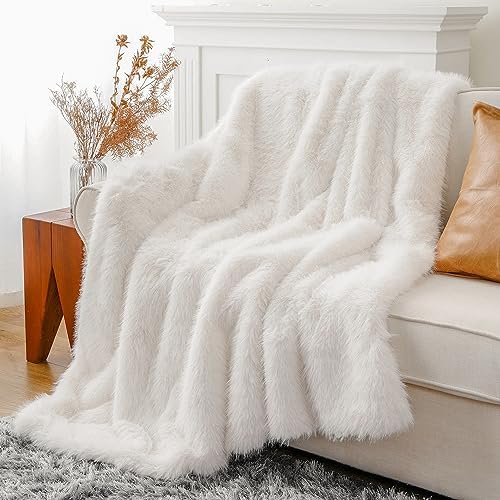 BATTILO HOME White Faux Fur Throw Blanket, Cream Throw Blanket