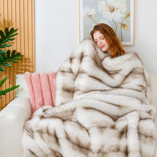 Touchat Luxury 1000GSM Faux Fur Throw Blanket, Super Thick Warm Cozy