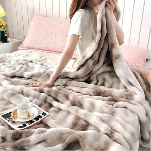 Soft Luxury Faux Fur Bubble Blanket, Thick Warm Cozy Throw Blanket for