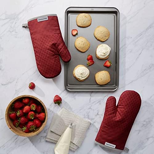 KitchenAid Asteroid Oven Mitt Set, 7"x12.5", Smoked Paprika Red