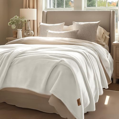 Bedsure Fleece King Size Blanket for Bed - GentleSoft Warm, Cozy, Soft