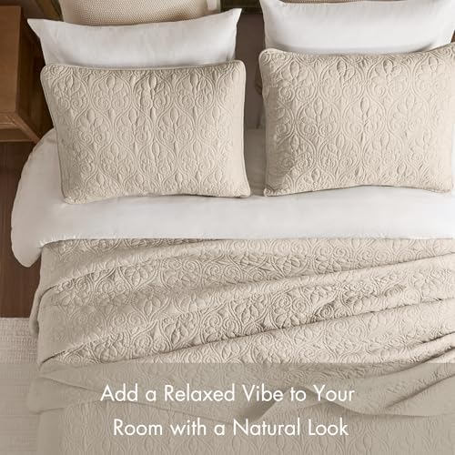 Madison Park Quebec Queen Size Quilt Bedding Set - Ivory, Damask