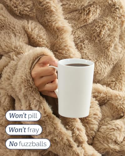 Faux Fur Throw Blanket - Throw XL Bubble Blanket - 50" x 70" Oxford