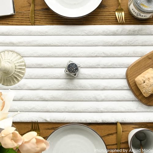 Artoid Mode Ivory Soft Plush Faux Fur Jacquard Table Runner, Holiday