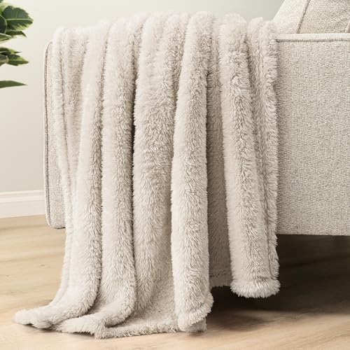 PAVILIA Sherpa Throw Blanket for Bed Couch Sofa, Cream Beige 90x108