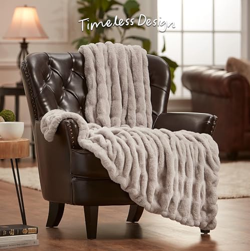 Chanasya Premium Ruched Faux Fur Throw Blanket - Luxurious, Soft