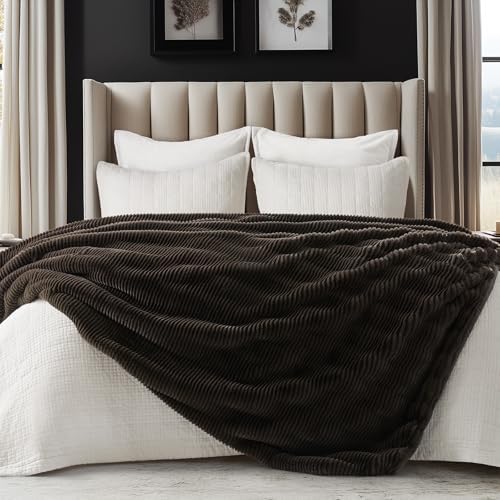 EVERGRACEHOME Faux Rabbit Fur Throw Blanket, 60''x80'', Dark Brown