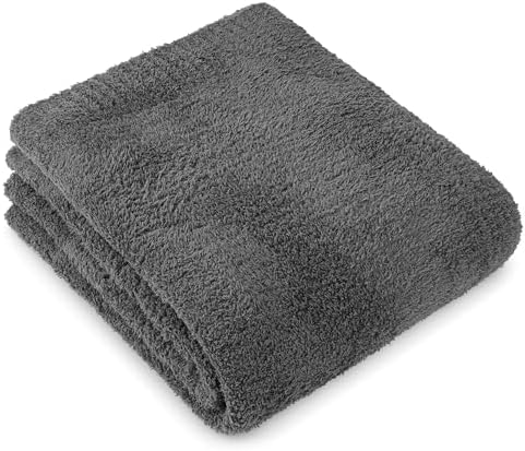 PAVILIA Super Soft Throw Blanket for Couch, Fluffy Cozy Lightweight