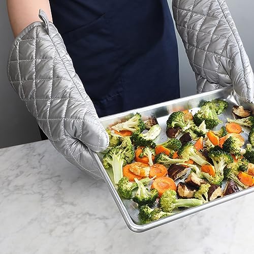 New Star Foodservice Oven Mitts with Extra Defense, up to 400F, Silver