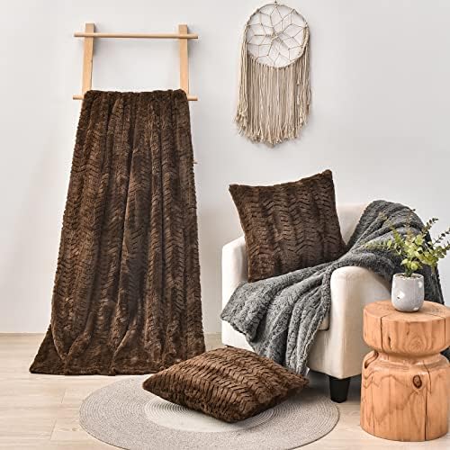 YUSOKI 700GSM Luxury Double Sided Faux Fur Queen Blanket, Brown