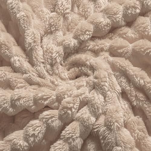 Vessia Flannel Fleece Throw Blanket(50x70 inch), 3D Jacquard Camel