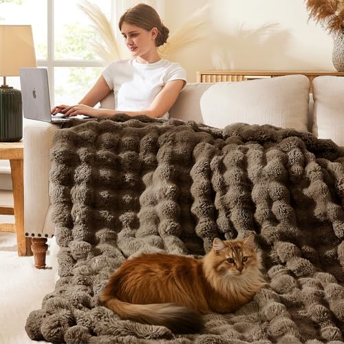 L'AGRATY Faux Rabbit Fur Throw Blanket for Couch, 60'' x 80'', Cocoa
