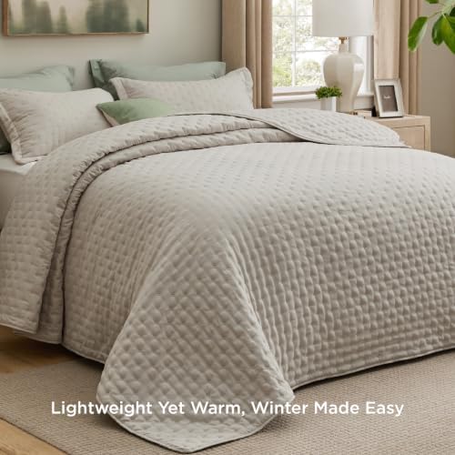 Bedsure King Size Quilt Bedspread, Thin Comforter, Oatmeal Coverlet