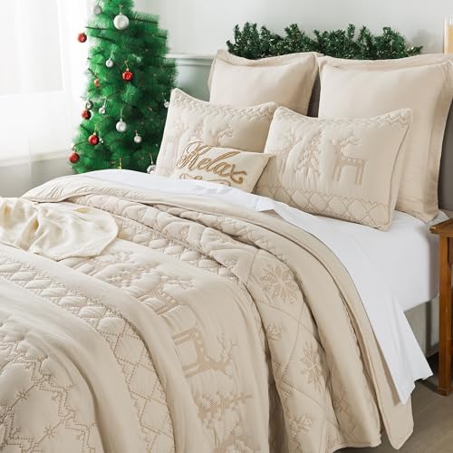 WDCOZY Christmas King Size Quilt Bedding Sets with Pillow Shams, Beige