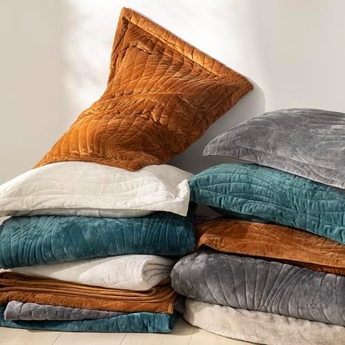Travan Luxury Velvet Quilt Set King Size, Ultra Soft Velvet Bedding