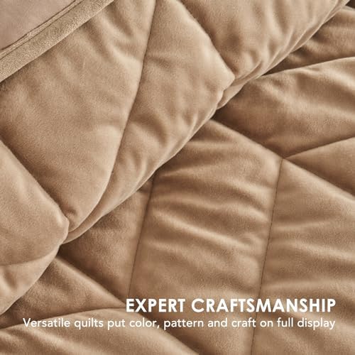 EverGrace 3 Pieces Matelasse Oversized Velvet Quilts, Queen, Khaki Tan