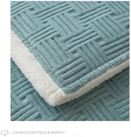 Cozy King Size Fleece Blanket for Bed Soft Plush Comfort Lightweight