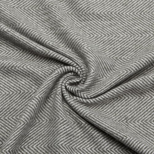 Amazon Basics Cozy Room Décor Throw Blanket, Lightweight, Recycled