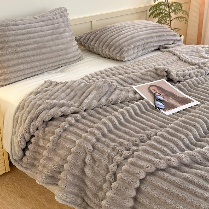 Fleece Throw Blanket, Soft Cozy Fluffy Striped Blanket for Couch Sofa