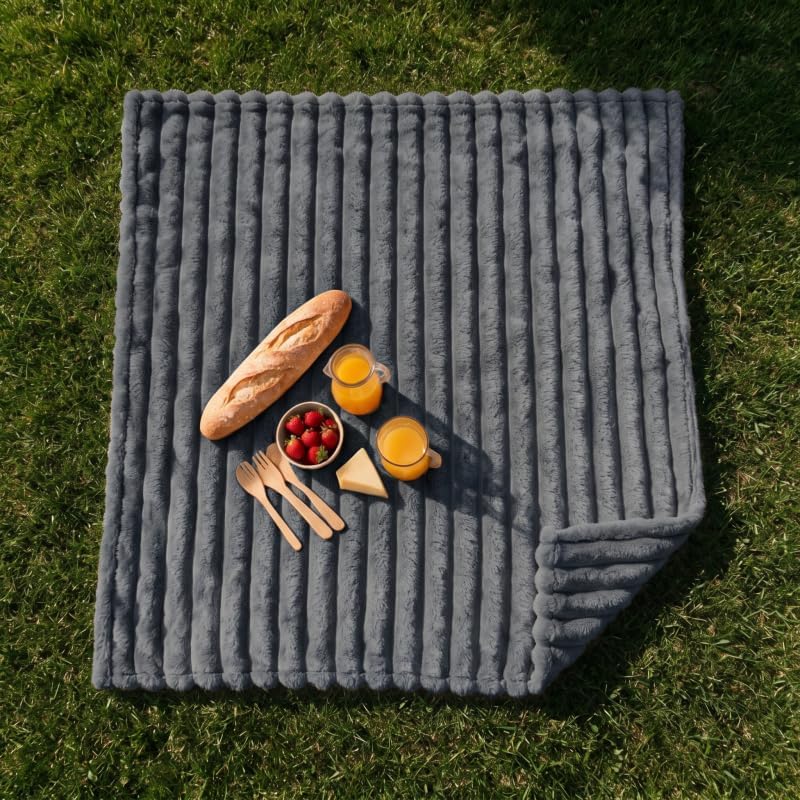 Soft Flannel Throw Blanket for Couch, Lightweight & Warm for Living